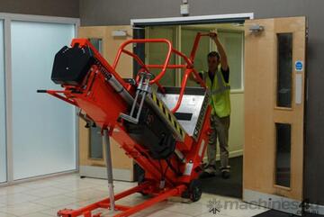 Snorkel   UL40 MAST LIFT