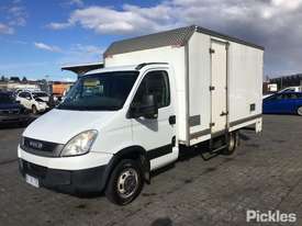2010 Iveco Daily 45C18 - picture2' - Click to enlarge