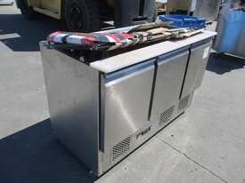A.g. Equipment Sandwich Prep Bench - picture0' - Click to enlarge