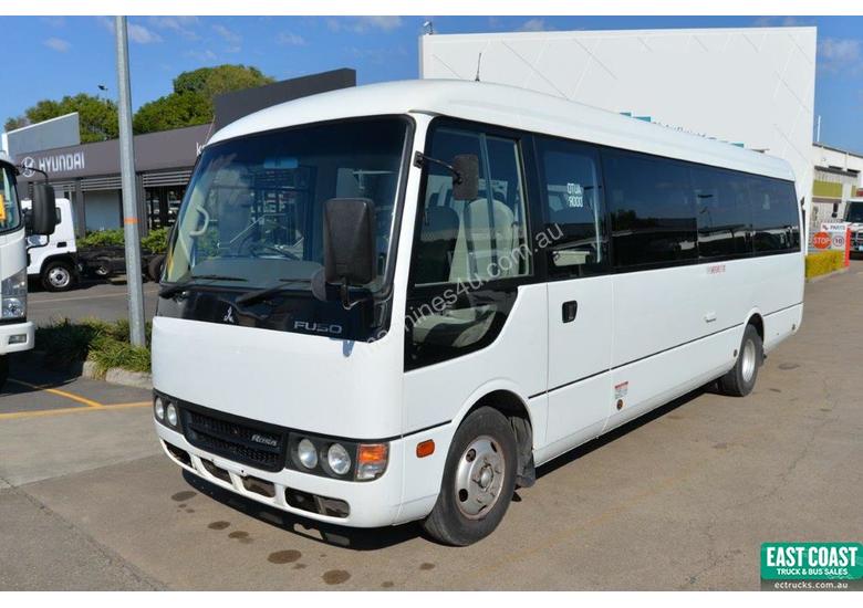 caption 2012 MITSUBISHI ROSA DELUXE Bus