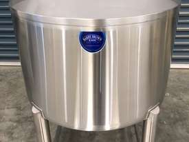 500ltr New Stainless Steel Tank (Made to Order) - picture2' - Click to enlarge