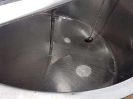STAINLESS STEEL TANK, MILK VAT 700 LT - picture2' - Click to enlarge