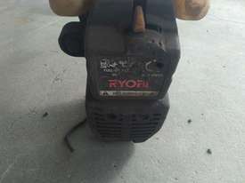 Ryobi Weed Wasp - picture1' - Click to enlarge