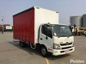 2017 Hino 300 616 - picture0' - Click to enlarge