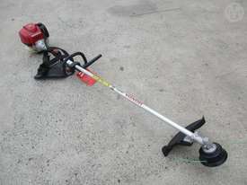 Honda UMK435U Brush Cutter - picture0' - Click to enlarge