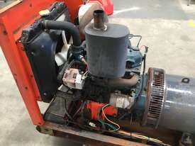 KUBOTA D1703 30HP DIESEL  ENGINE POWER PACK - picture2' - Click to enlarge