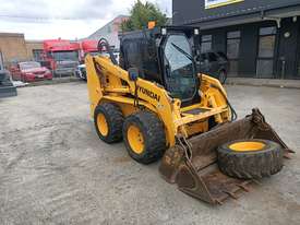 Used Hyundai SL850-7A Skid Steer Loader - picture0' - Click to enlarge