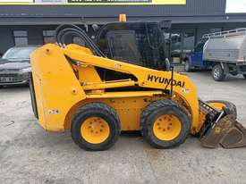 Used Hyundai SL850-7A Skid Steer Loader - picture2' - Click to enlarge