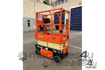 ES1330L Compact Scissor Lift - 3.96 m Platform Height, Zero Turning Radius for Tight Spaces