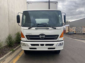 Hino FG Ranger 9 Pantech Truck - picture1' - Click to enlarge