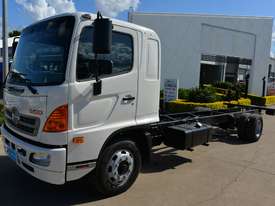 2015 HINO 500 FE7J - Cab Chassis Trucks - 1426 - picture0' - Click to enlarge