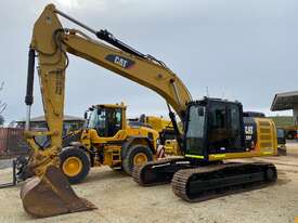 2017 Caterpillar 320FL Excavator  - picture0' - Click to enlarge