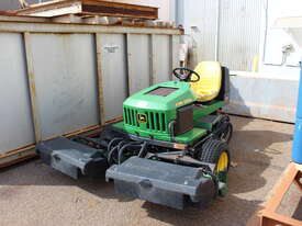 John Deere 2653A Lawnmower - picture0' - Click to enlarge