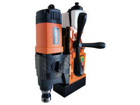 General Purpose Magnetic Drills EMD-50 1700W Core 50mm Twist 12mm - picture1' - Click to enlarge