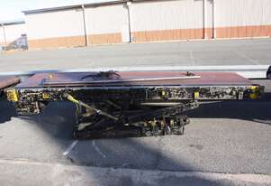 Motorised powered 4.2m long 1m wide rubber belt conveyor system scissor lift