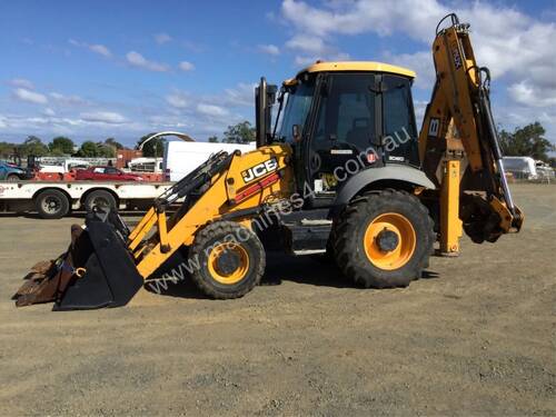 2011 JCB 3CX BACKHOE