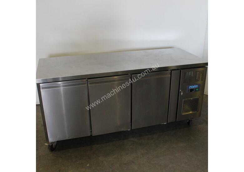 caption Polar G597-A Undercounter Fridge