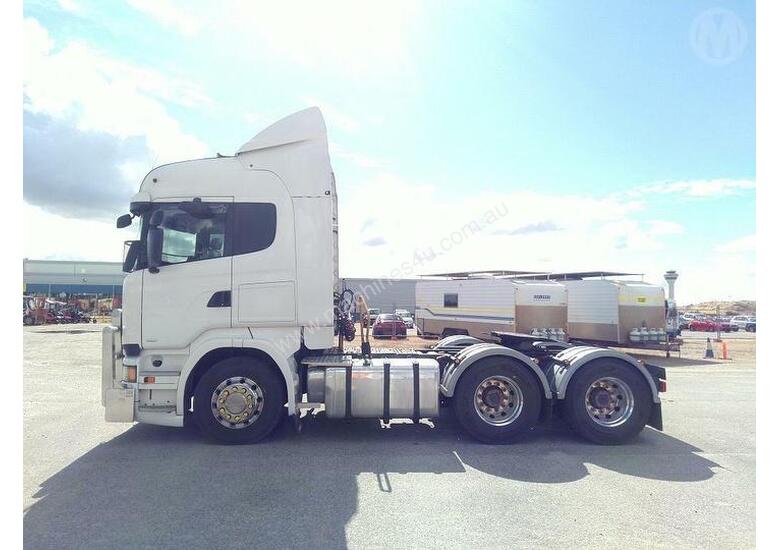 caption Scania R 560