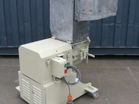 Industrial Plastic Granulator 5HP - picture0' - Click to enlarge