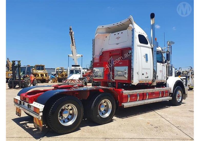 caption Western Star 4964fxc Constellation