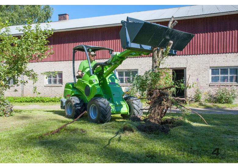 Avant 4 IN 1 BUCKET FOR AVANT MINI LOADER