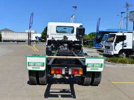2010 HINO FG 500 - Cab Chassis Trucks - picture2' - Click to enlarge