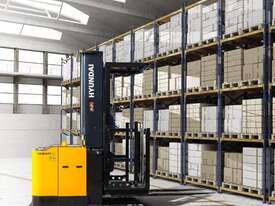 WAREHOUSE ORDER PICKER 13BOP-9 HIGH LEVEL (WIRE GUIDANCE MODEL) - picture0' - Click to enlarge
