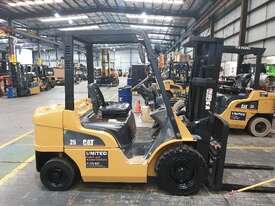 Used 2.5T Cat Diesel Forklift DP25N - picture0' - Click to enlarge