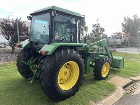 Tractor John Deere 2850 86HP FEL 4x4 3P - picture0' - Click to enlarge