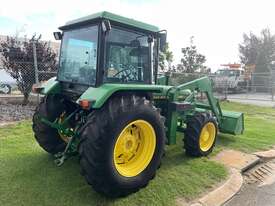 Tractor John Deere 2850 86HP FEL 4x4 3P - picture1' - Click to enlarge
