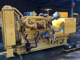 Generator Caterpillar 3412, 750kva with a very low 283 hours. Priced to sell fast! - picture0' - Click to enlarge