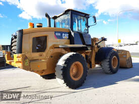 Caterpillar 938K Wheel Loader  - picture1' - Click to enlarge