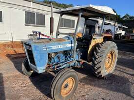 Ford 4100 tractor - picture0' - Click to enlarge