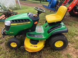 John Deere Ride on mower - picture0' - Click to enlarge