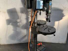 Parken 226-B8 Pedestal Drill, 32mm capacity - picture1' - Click to enlarge