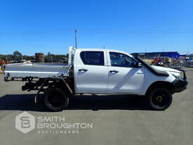 2015 TOYOTA HILUX 8 GEN 4X4 DUAL CAB TRAY BACK UTE - picture0' - Click to enlarge