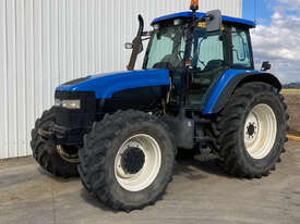 New Holland TM155 FWA/4WD Tractor - picture0' - Click to enlarge