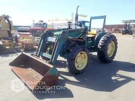 JOHN DEERE 1850 FRONT WHEEL ASSIST UTILITY TRACTOR - picture2' - Click to enlarge