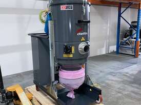 DG 50 IECEX Certified LONGOPAC Three Phase Industrial Vacuum Cleaner - picture0' - Click to enlarge