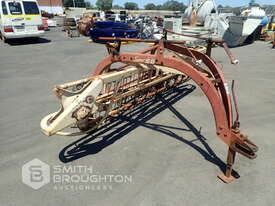 NEW HOLLAND SUPER 56 HAY RAKE - picture0' - Click to enlarge