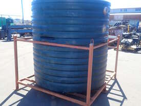 WEST COAST POLY 4,500 LITRE POLY WATER TANK IN FRAME - picture0' - Click to enlarge