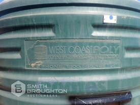 WEST COAST POLY 4,500 LITRE POLY WATER TANK IN FRAME - picture2' - Click to enlarge