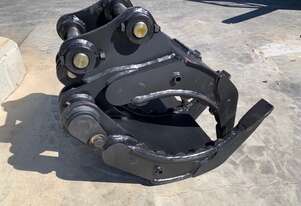 MANUAL GRAPPLE 5 TONNE SYDNEY BUCKETS