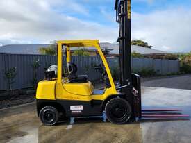 Hyster Forklift 3T 5m lift height  - picture0' - Click to enlarge