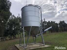 G.E Feed & Seed Silo - picture2' - Click to enlarge