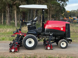 Toro Reelmaster 7000-D Golf Fairway mower Lawn Equipment - picture1' - Click to enlarge