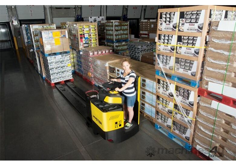 caption Hyster Enclosed End Rider