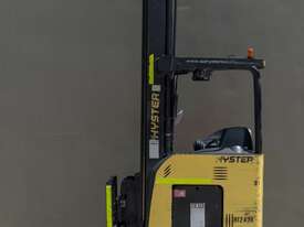 2.0T Hyster N45ZR Battery Electric Reach Stand Up - picture0' - Click to enlarge