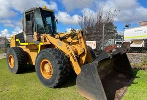 Loader CASE 721B 1998 7333 hours 136HP SN1359 1AJH646 Loader CASE 721B 1998 7333 hours 136HP SN1359 1AJH646