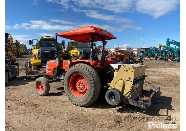Used Kubota 1999 Kubota M5400 Tractors in , Listed on Machines4u